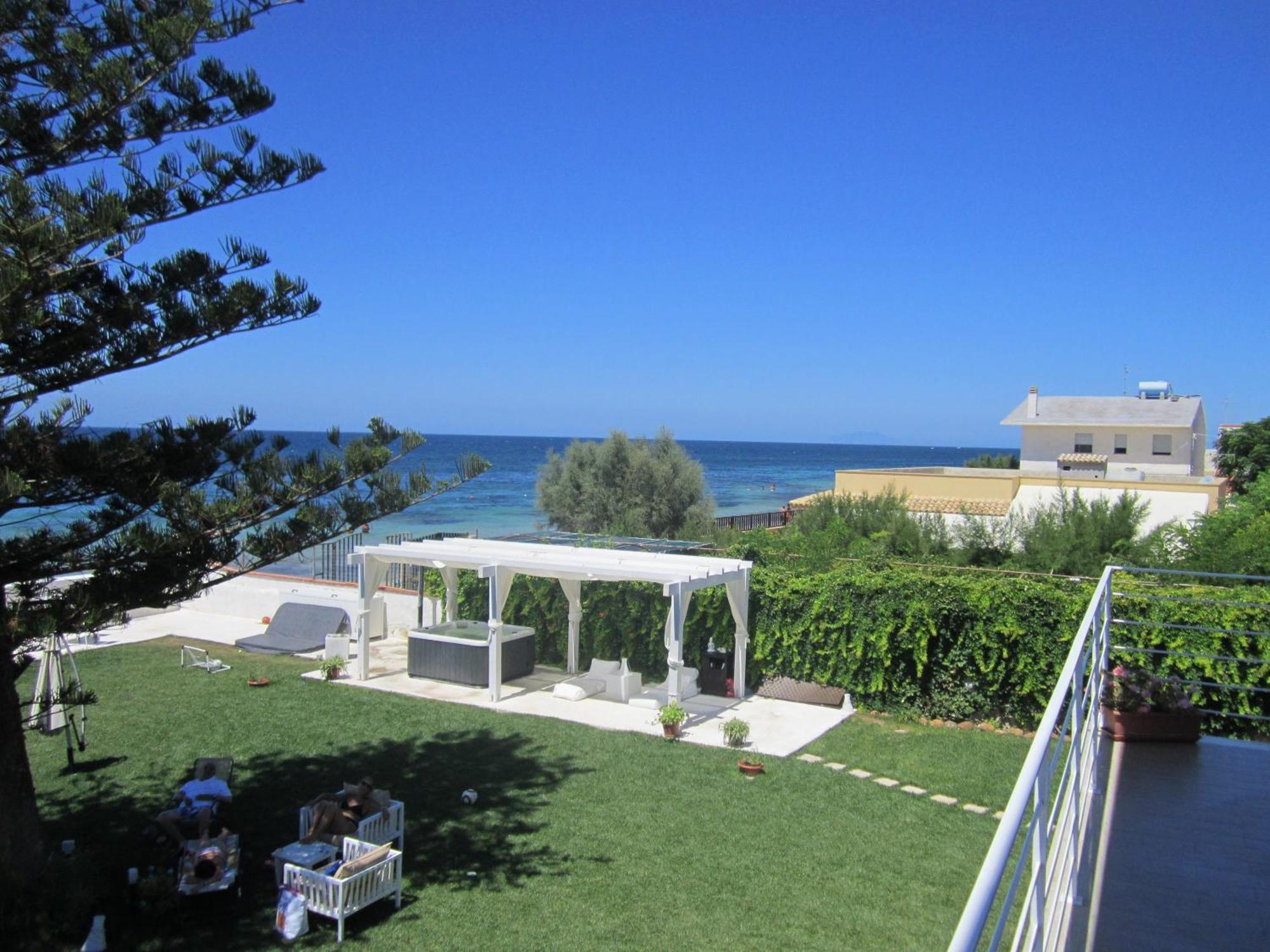 Suitebeach B&B And Resort Marsala Exteriör bild